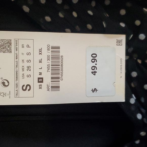 Polka-dot Zara ruffled dress with puffer sleeves - Picture 2 of 4